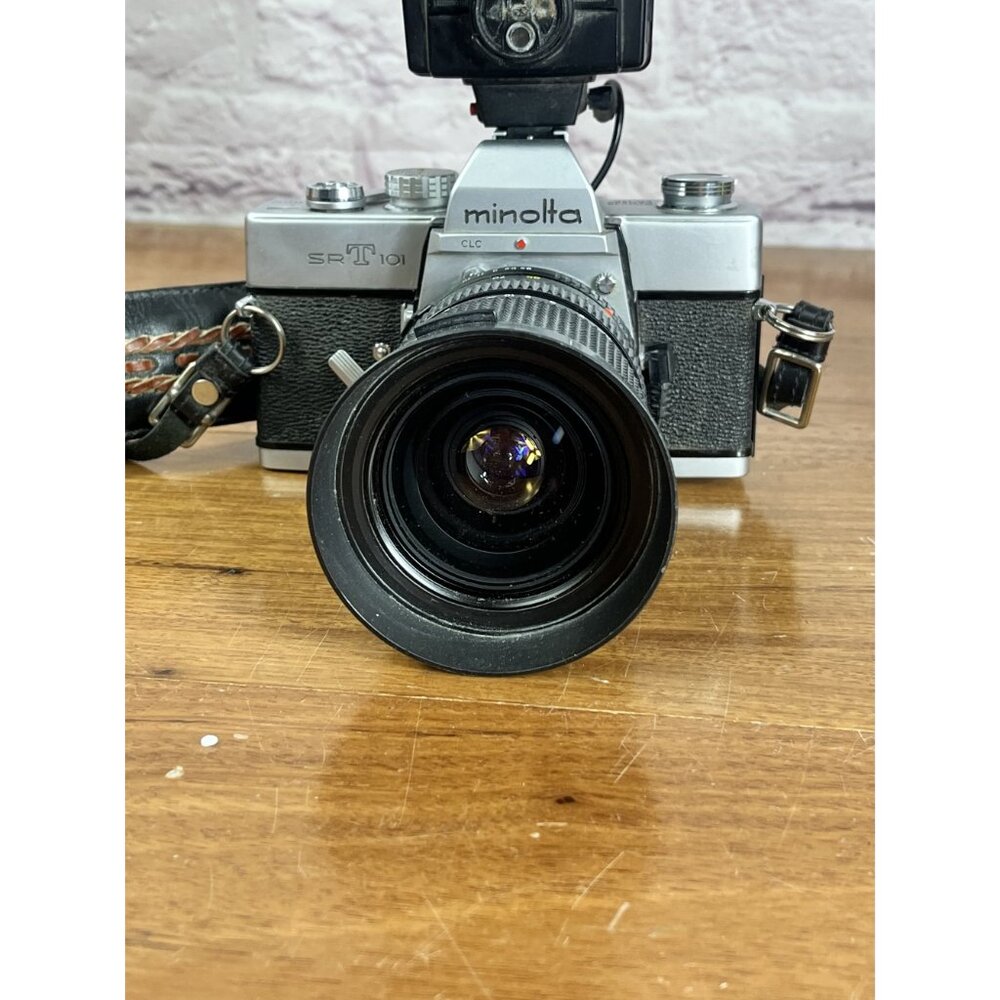 MINOLTA SRT 101 SLR 35mm Film Camera W/ Lens and Flash - Picture 8 of 16